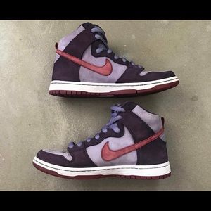 Nike SB Dunks Plum